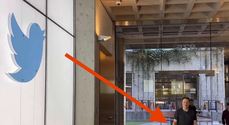 Elon Musk posted a video of himself entering Twitter’s headquarters carrying a sink